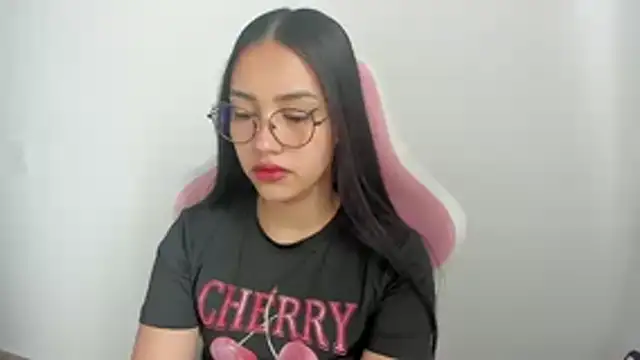 Snapshot of karely_sweet_ chatting on July 2026 01:47:01 PM karely sweet online show from July 2026 01:47:01 PM