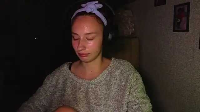 kristi ginger online show from October 2025 12:19:01 AM