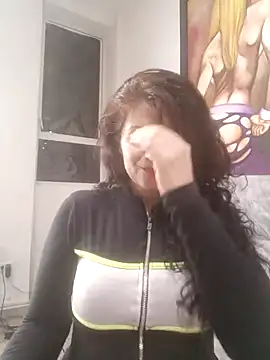 Snapshot of lunadicty chatting on March 2025 11:02:01 PM lunadicty online show from March 2025 11:02:01 PM