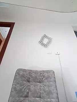 Snapshot of lunadicty chatting on October 2025 08:59:02 PM lunadicty online show from October 2025 08:59:02 PM