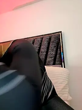 PapiStan online show from October 2025 11:58:02 PM