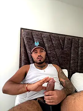 PapiStan online show from October 2025 09:26:02 PM