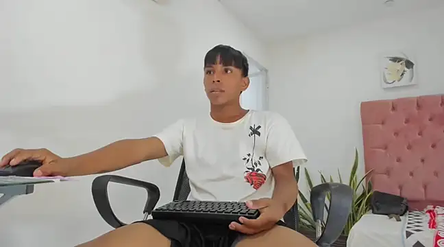 videmasterx online show from March 2025 04:31:02 PM