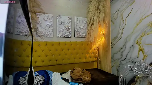 Cerecitaa02  online show from September 2025 11:55:01 AM