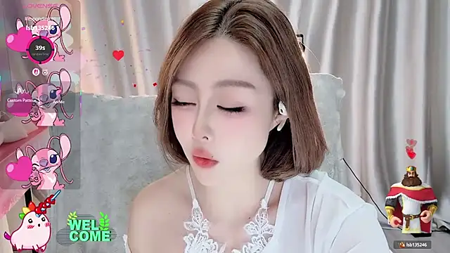 Snapshot of Meng-MM chatting on October 2025 03:45:01 PM Meng-MM online show from October 2025 03:45:01 PM