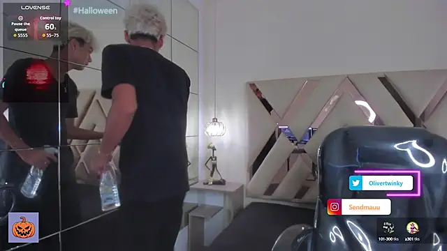 OliverTwinky online show from October 2025 01:32:02 PM