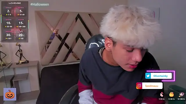 OliverTwinky online show from October 2025 02:07:02 PM