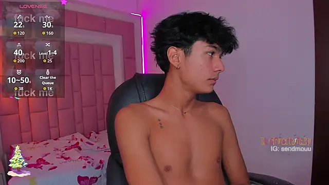 OliverTwinky online show from November 2025 04:49:01 PM