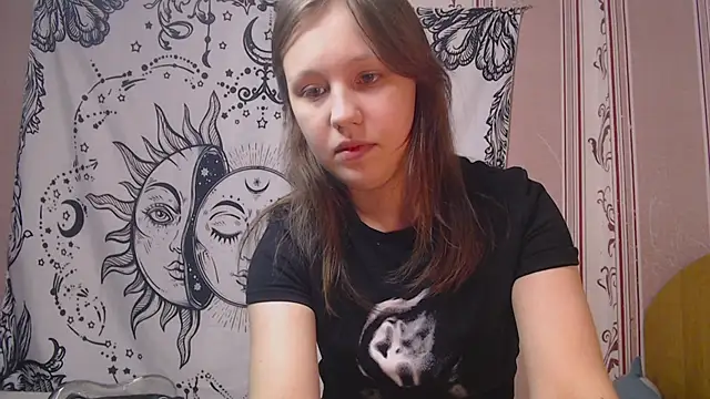 Thighswithspikes online show from September 2025 09:34:02 AM