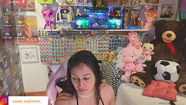 Snapshot of sweet-temptation_ chatting on June 2026 04:04:02 AM sweet-temptation online show from June 2026 04:04:02 AM