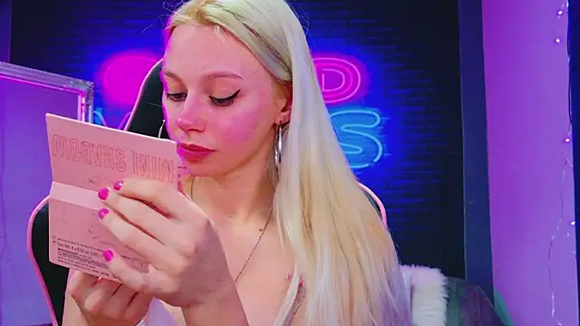 AlessiaCroft online show from February 2026 05:04:01 AM