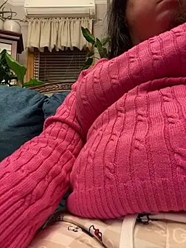 Snapshot of w3tkittty chatting on February 2026 04:07:01 AM w3tkittty online show from February 2026 04:07:01 AM