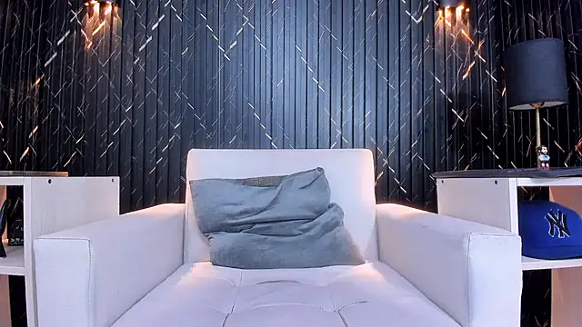 Matt Ruso online show from November 2025 03:51:02 AM