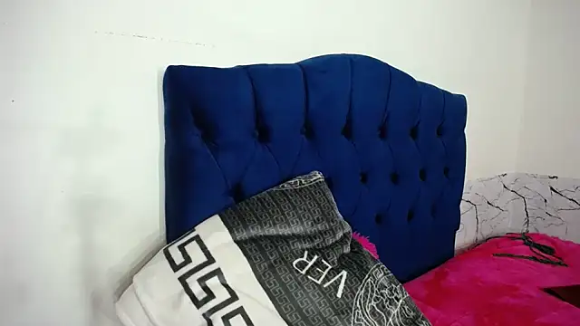 karolay su online show from September 2025 03:32:02 AM