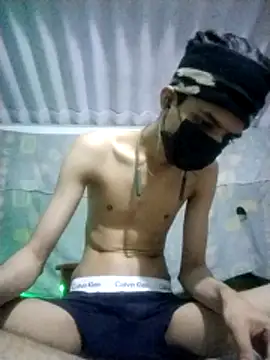 HannanKhan25 online show from February 2026 07:54:01 PM