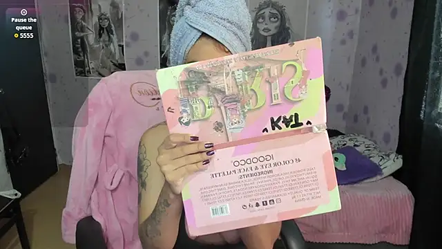 Snapshot of Medussa_katt chatting on September 2025 06:13:02 PM Medussa katt online show from September 2025 06:13:02 PM