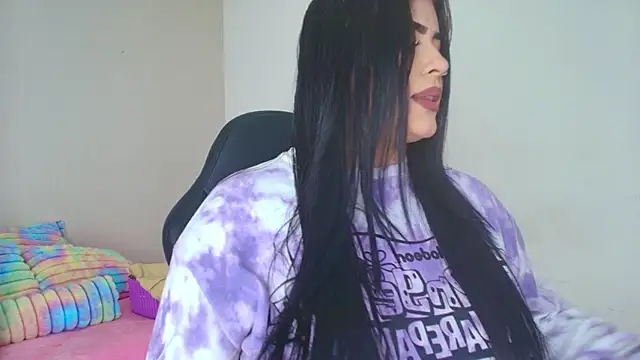 Kariina  69 online show from November 2025 02:22:01 AM