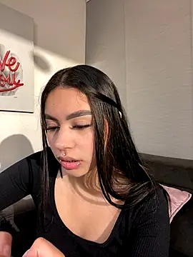 Cristina pinkk online show from October 2025 03:50:02 AM