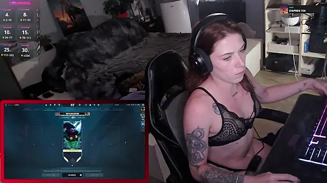 Horny Makima online show from September 2025 11:46:02 AM