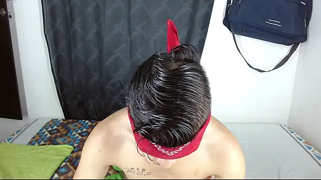 axce1 boy24 online show from December 2025 06:25:01 PM