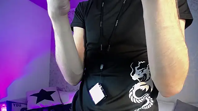 Snapshot of Robbin_Blaze chatting on September 2025 08:31:02 PM Robbin Blaze online show from September 2025 08:31:02 PM