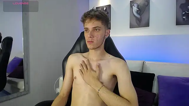 Robbin Blaze online show from December 2025 05:05:01 AM