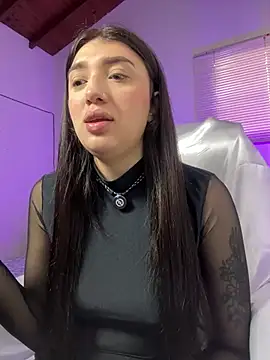 Mia  Gray online show from April 2026 05:13:02 PM