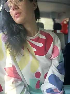 MeekyRich online show from September 2025 03:17:02 AM