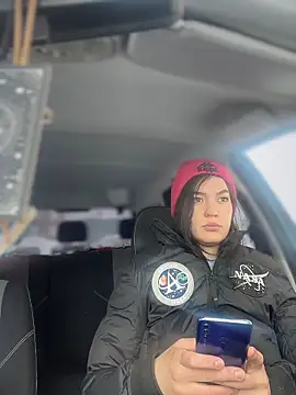 MeekyRich online show from March 2026 03:11:02 AM