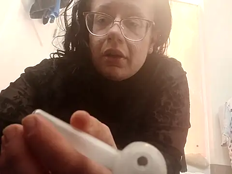 Snapshot of kinkikatie69 chatting on November 2025 12:38:01 PM kinkikatie69 online show from November 2025 12:38:01 PM