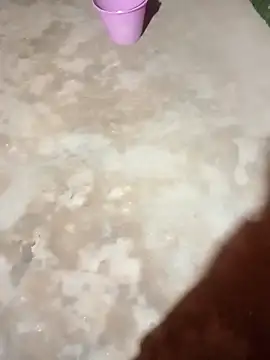 luuiss12 online show from October 2025 08:00:02 AM