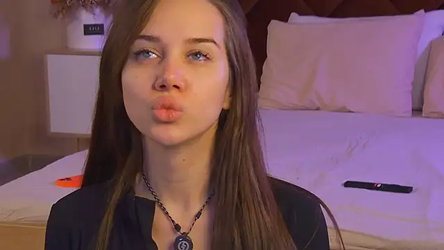 StacyHarland online show from November 2025 04:23:01 AM