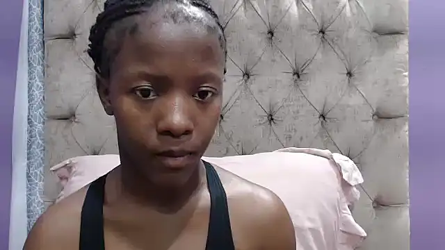 Snapshot of sexykea2002x chatting on October 2025 07:09:02 AM sexykea2002x online show from October 2025 07:09:02 AM