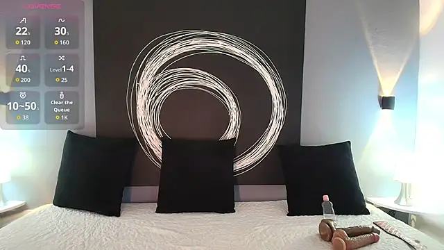 Snapshot of Shanyqueen chatting on December 2025 01:04:02 AM Shanyqueen online show from December 2025 01:04:02 AM