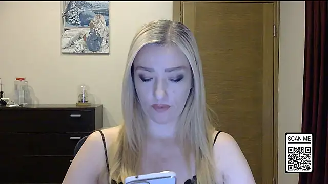 Wild Silk Desire online show from November 2025 02:27:01 PM