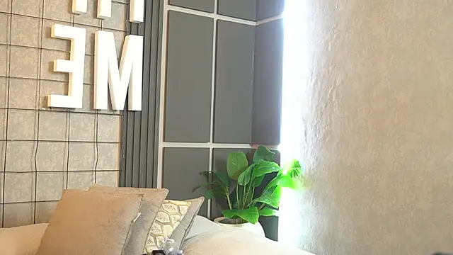 Susan wall online show from September 2025 12:38:02 PM