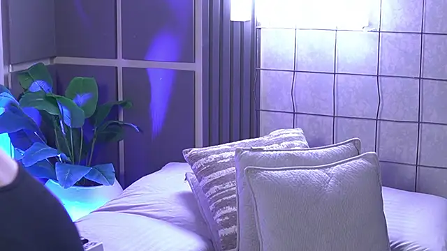 Susan wall online show from October 2025 12:57:02 PM