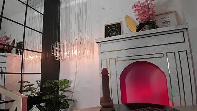 Snapshot of floraginette chatting on February 2026 06:01:02 PM floraginette online show from February 2026 06:01:02 PM