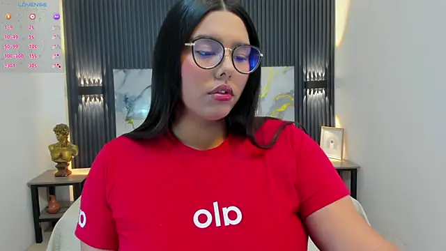 NaniXoxo18 online show from November 2025 12:08:02 PM