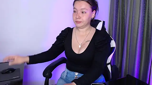 Snapshot of mariaana__222 chatting on October 2025 04:19:02 AM mariaana 222 online show from October 2025 04:19:02 AM