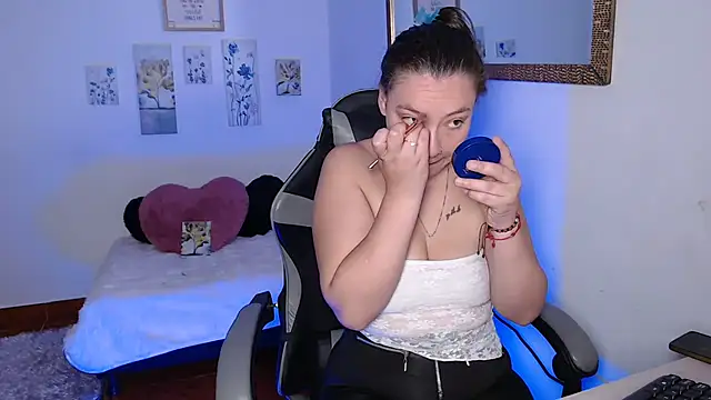 Snapshot of mariaana__222 chatting on February 2026 06:51:02 AM mariaana 222 online show from February 2026 06:51:02 AM