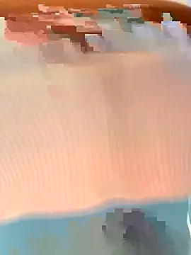 Snapshot of alissradiante1 chatting on November 2025 01:19:01 AM alissradiante1 online show from November 2025 01:19:01 AM