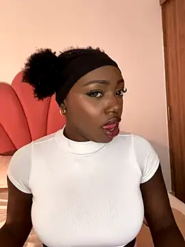 Snapshot of alissradiante1 chatting on November 2025 02:55:02 AM alissradiante1 online show from November 2025 02:55:02 AM