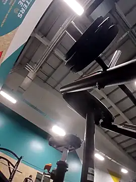 CloudyMuscleBeefy online show from September 2025 03:52:01 AM