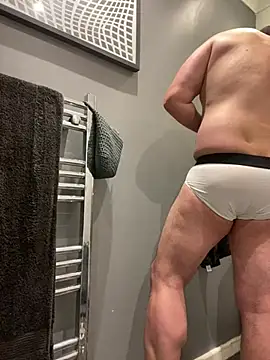 Snapshot of CloudyMuscleBeefy chatting on March 2026 07:26:01 PM CloudyMuscleBeefy online show from March 2026 07:26:01 PM