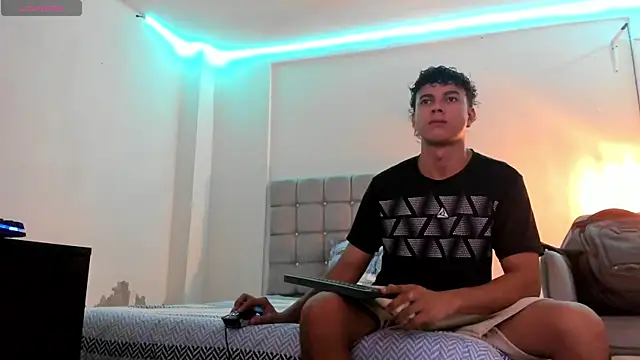 Santy Stump online show from October 2025 08:54:02 PM