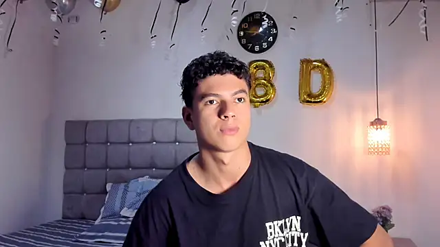 Santy Stump online show from January 2026 08:47:01 PM