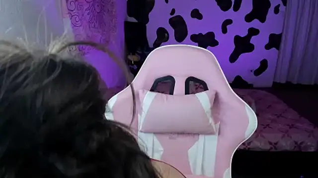 abbie jensen  online show from September 2025 03:50:01 AM