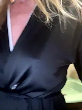 LucyLingerie78 online show from November 2025 07:46:02 PM