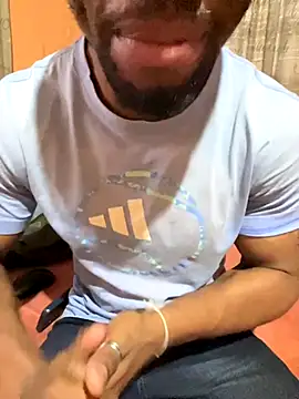 Snapshot of naughty_thick chatting on September 2025 04:41:01 PM naughty thick online show from September 2025 04:41:01 PM